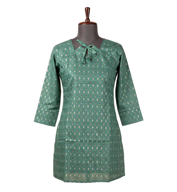Mrinmoyee Tulip Neck Kurti by Khorgosh